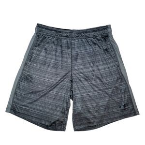 Umbro black & Gray Men's Soccer shirts size Large